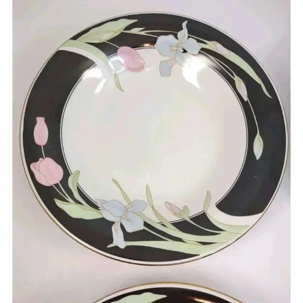 Fairfield Fine China by Vanessa Yung Shen, 4 - 8
